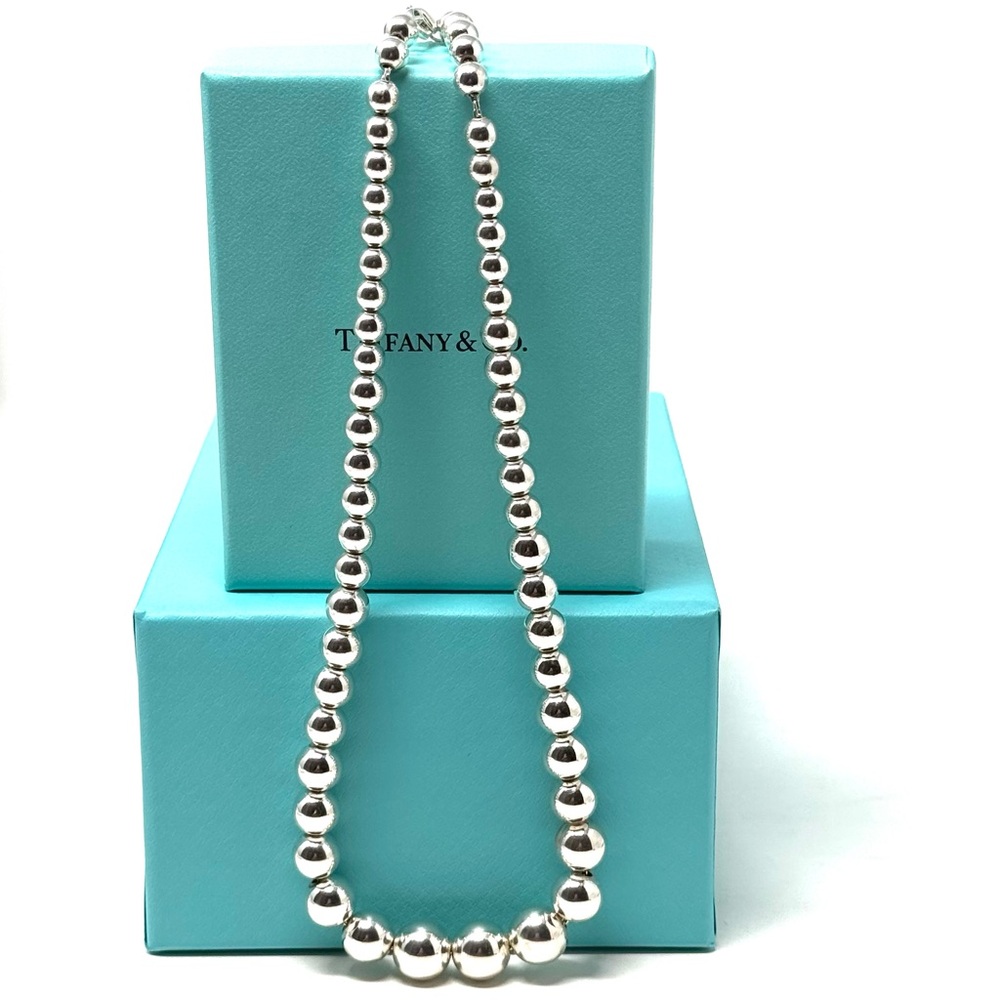 Authentic Tiffany & Co. Graduated Beaded Ball Necklace. - Picture 4 of 14